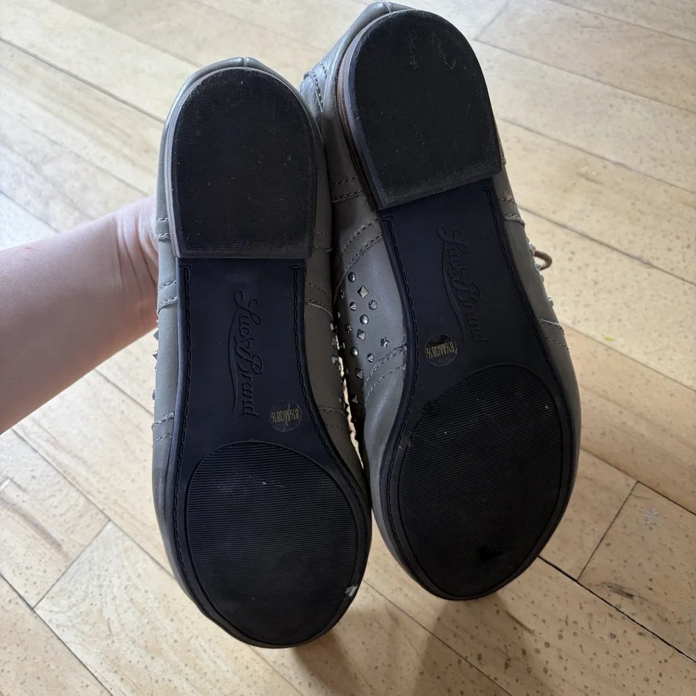 Lucky Brand Gedi Studded Leather Oxford‎ Gray Shoes Size 8.5 M Womens
